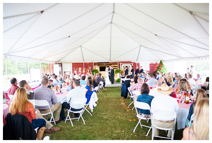 3_ceremony > DylanJordan_countryfarm_virginia_wedding_photographer-8_web