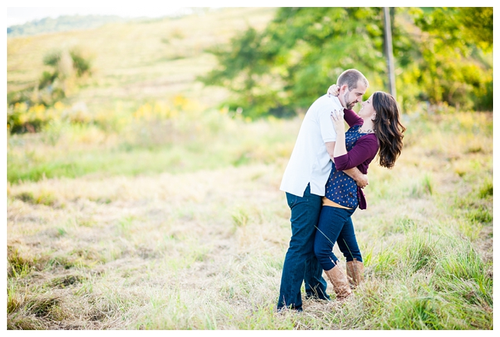 TravisAmanda_BarrelOakWinery_Fall_Engagement_Virginia_Photographer-24_web