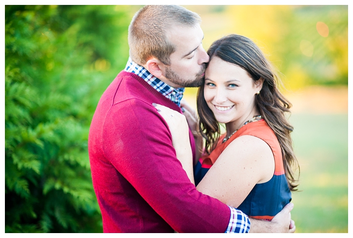 TravisAmanda_BarrelOakWinery_Fall_Engagement_Virginia_Photographer-77_web