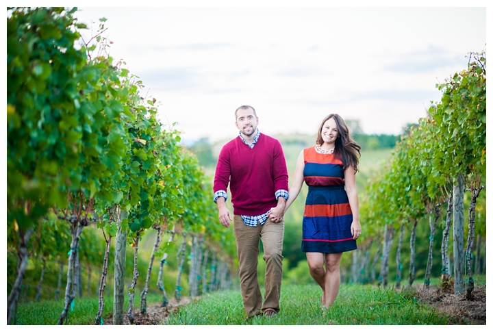 TravisAmanda_BarrelOakWinery_Fall_Engagement_Virginia_Photographer-94_web