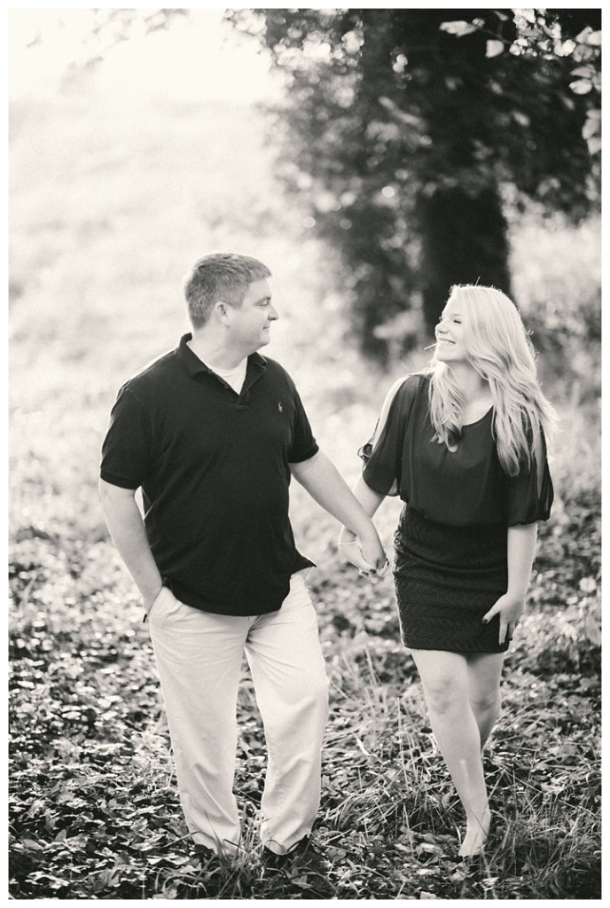 BruceAmanda_fall_farm_country_engagement_warrenton_virginia_photographer-124_web