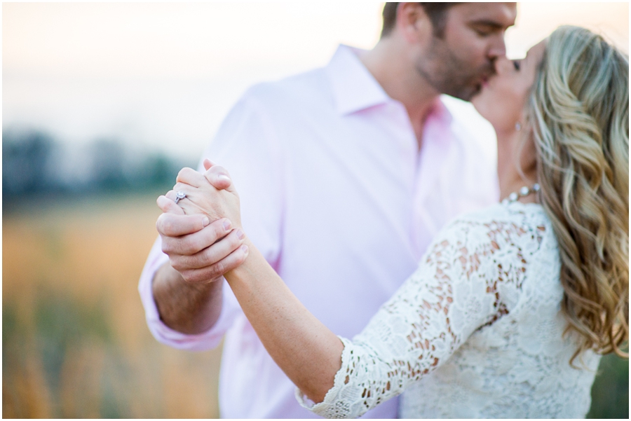 sky_meadows_park_farm_virginia_engagement_photographer_-74_web