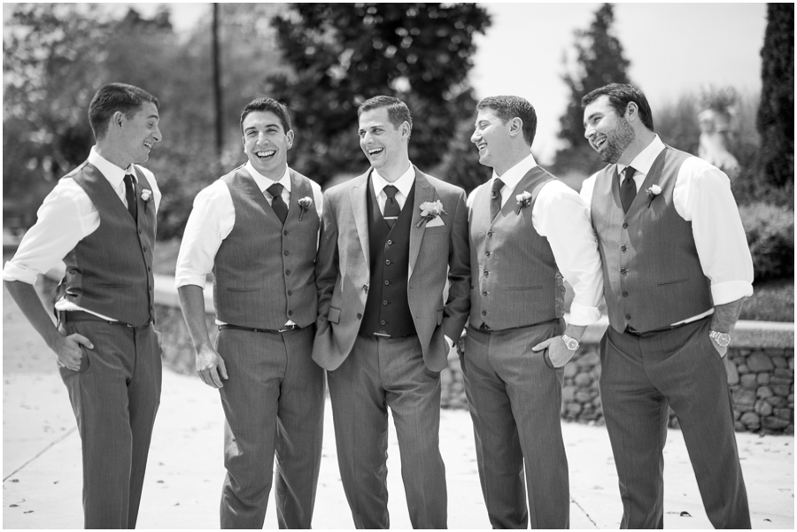 5-jared_brittany_morais_vineyard_virginia_wedding_photographer-16_web