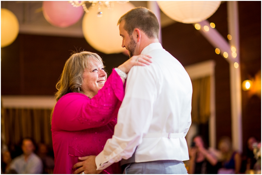 8-travis_amanda_rosemont_manor_virginia_wedding_photographer-7_web