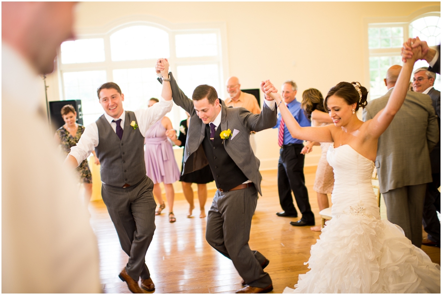 9-jared_brittany_morais_vineyard_virginia_wedding_photographer-9_web