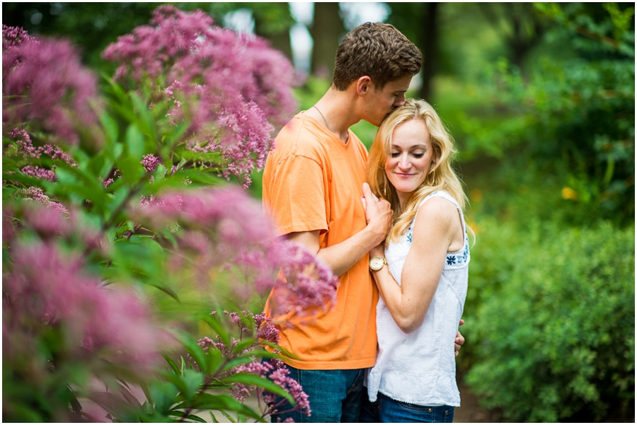 andrew_hannah_meadowlark_botanical_gardens_virginia_engagement-38_web