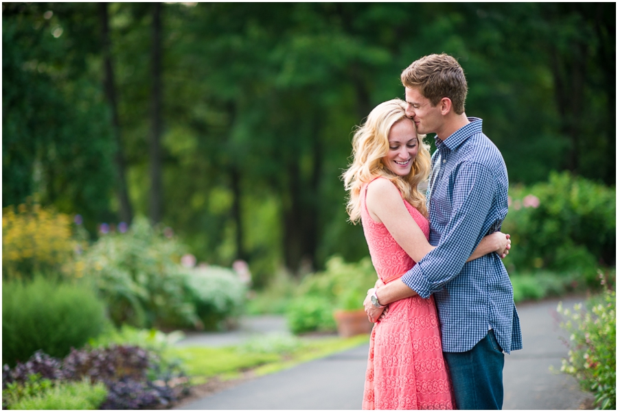 andrew_hannah_meadowlark_botanical_gardens_virginia_engagement-7_web