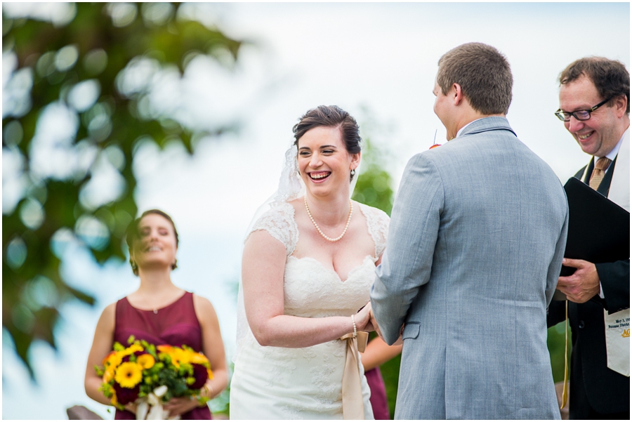 5-kevin_sara_winery_bull_run_virginia_wedding_photographer-13_web