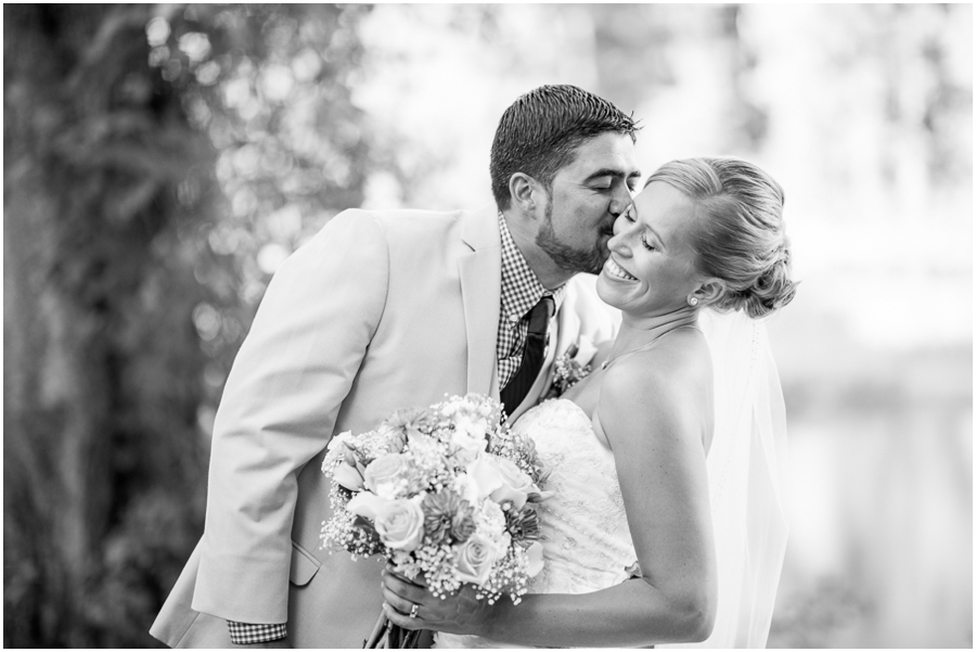 6-sean_kayli_fredericksburg_virginia_wedding_photographer-3_web