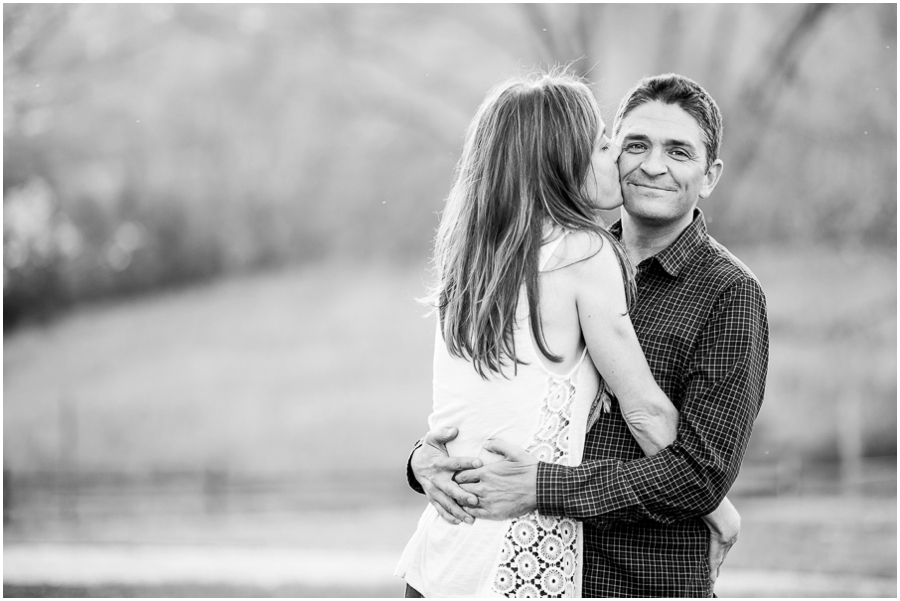 toby_jennifer_sky_meadows_park_barrel_oak_winery_virginia_engagement-8_web