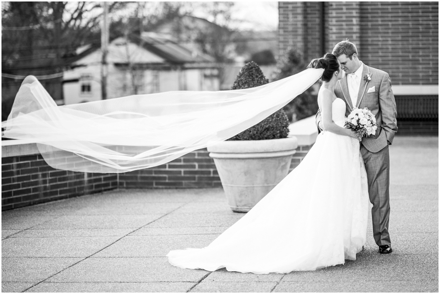 6-nate_theresa_clifton_virginia_wedding_photographer-4_web