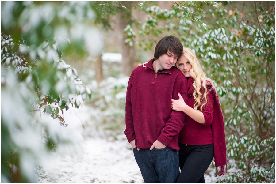 Stephanie Messick Photography | Virginia Snow Engagement Portraits