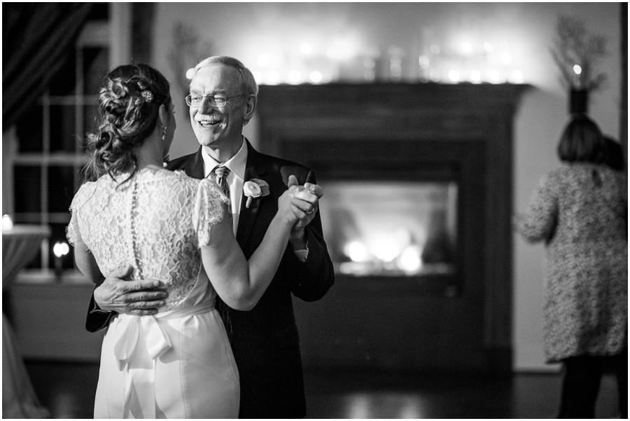 Stephanie Messick | Stevenson Ridge, Spotsylvania Virginia Winter Classy Wedding Photographer