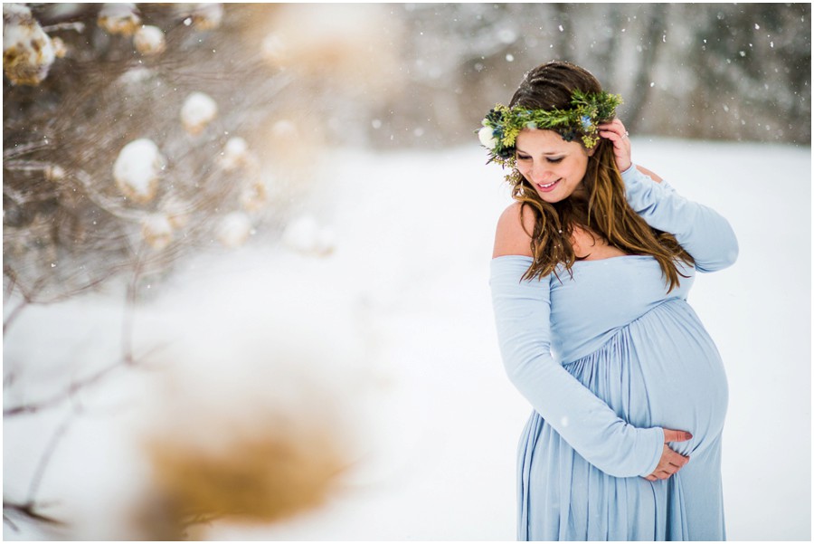 Warrenton, Virginia Photographer Maternity Snow Portraits