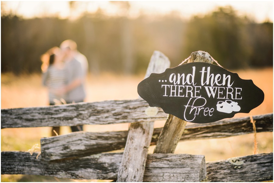 Brian & Tara Maternity / Gender Reveal Announcement | Warrenton, Virginia Photographer