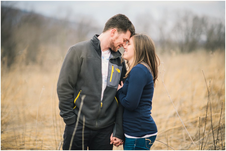 Matt & Taylor | Sky Meadows Park, Warrenton Virginia Engagement Photographer