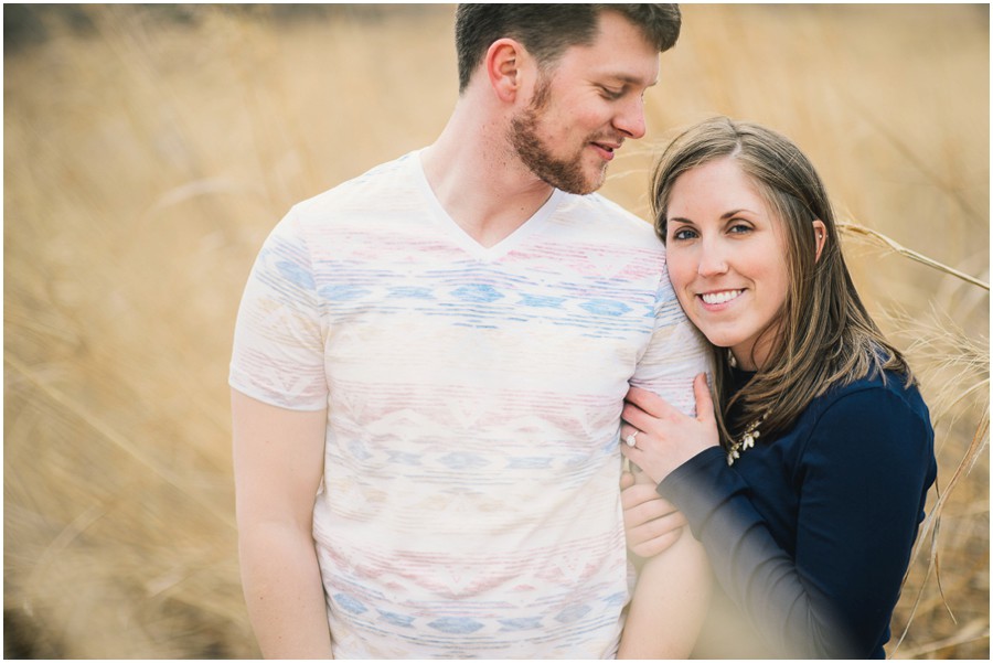 Matt & Taylor | Sky Meadows Park, Warrenton Virginia Engagement Photographer