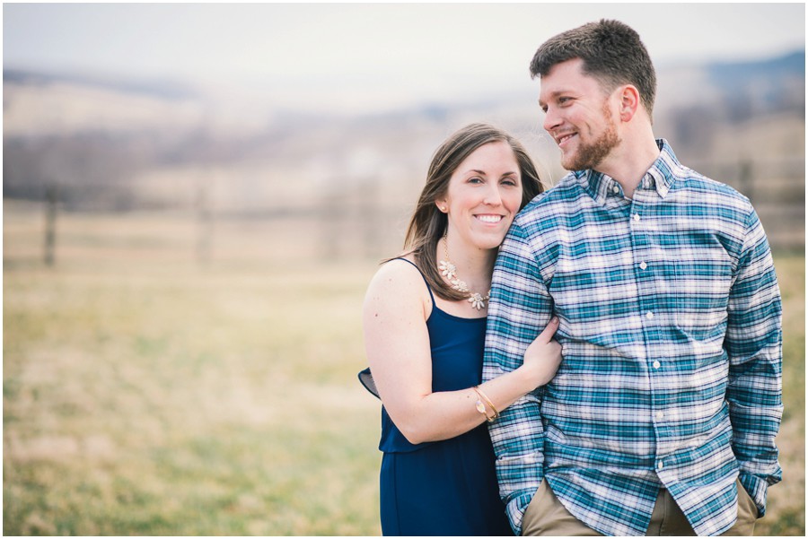 Matt & Taylor | Sky Meadows Park, Warrenton Virginia Engagement Photographer