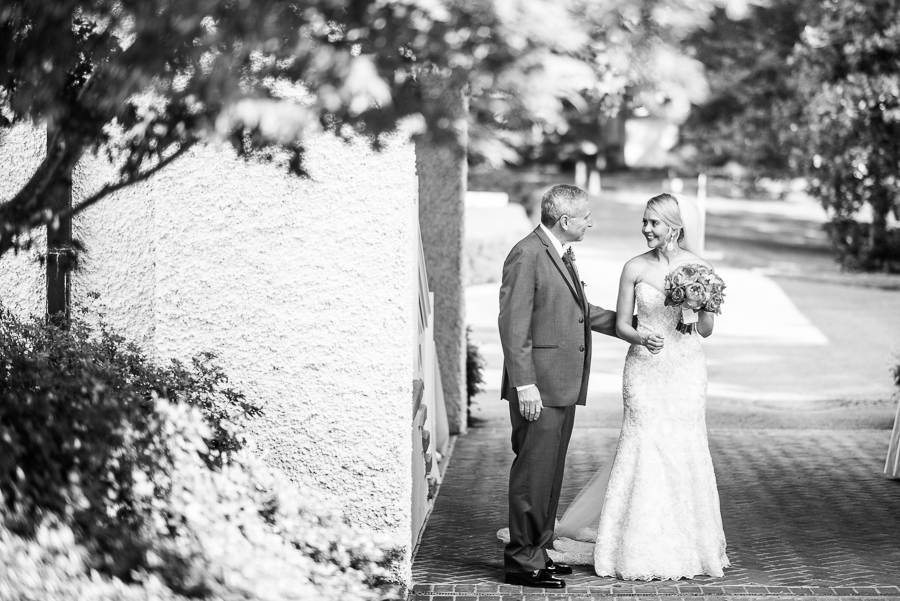 Ken & Elaine | A Fuchsia & Gold Keswick Vineyards, Virginia Wedding Photographer