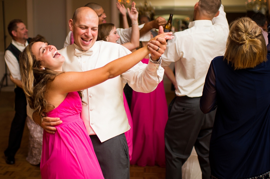 Anthony & Ashley | Fauquier Springs Country Club, Warrenton, Virginia Wedding