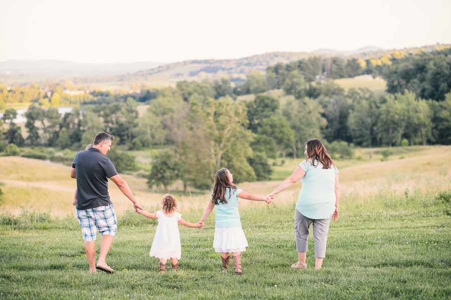 Rich, Jenn & Family | Warrenton, Virginia Family Portrait Photographer