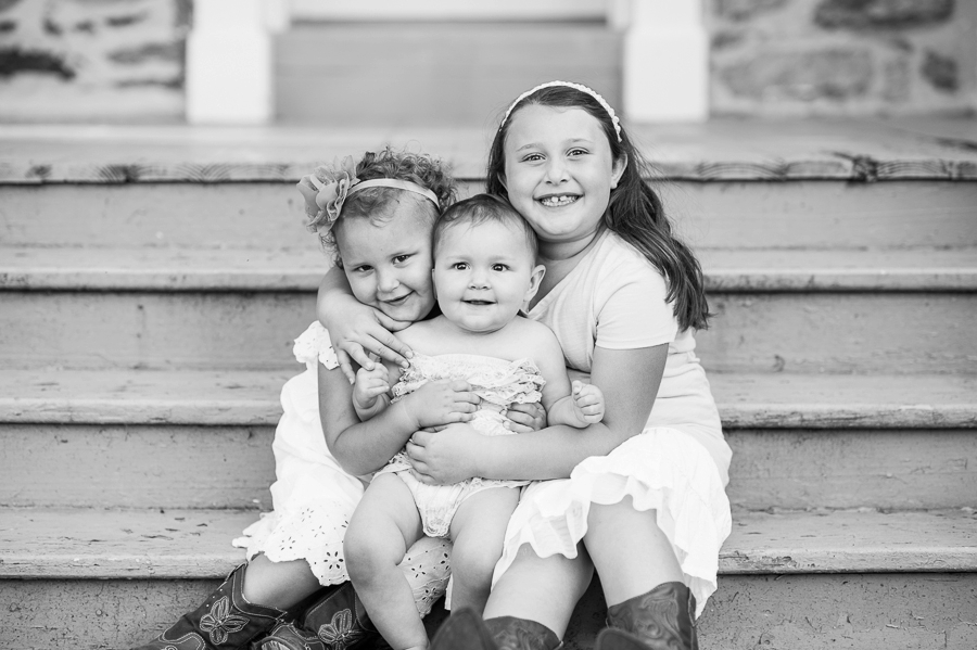 Rich, Jenn & Family | Warrenton, Virginia Family Portrait Photographer