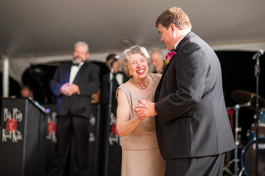 DJ & Bevin | Oatlands Plantation, Leesburg, Virginia Garden Wedding Photographer