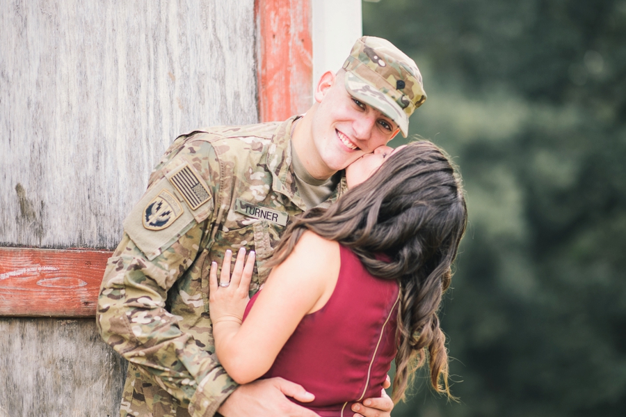 Kevin & Alexandra | Warrenton, Virginia Deployment Photographer