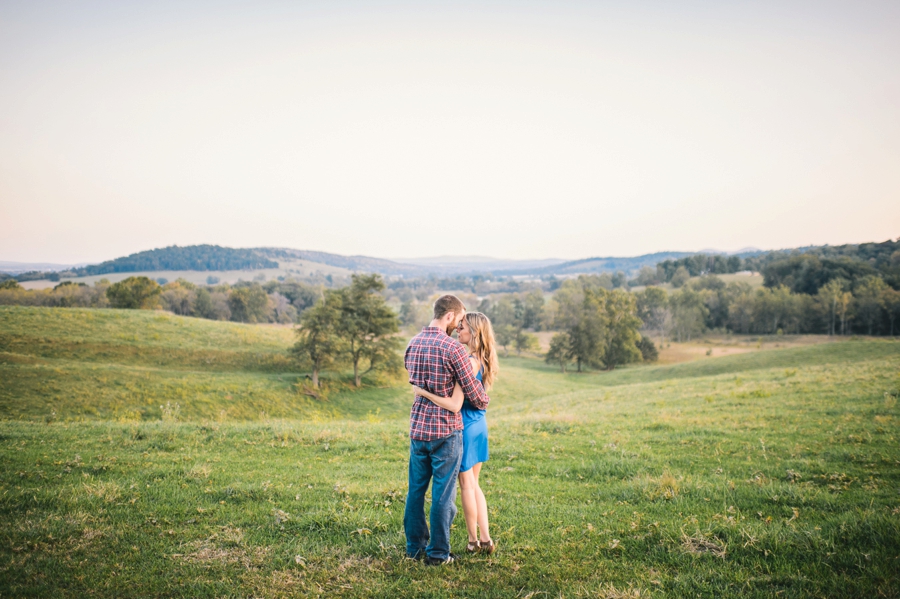 Mitch & Ashely | Warrenton, Virginia Engagement Photographer