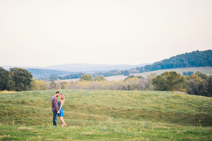 Mitch & Ashely | Warrenton, Virginia Engagement Photographer