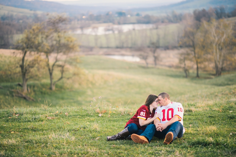 Jon & Hope | Warrenton, VA Engagement Photographer