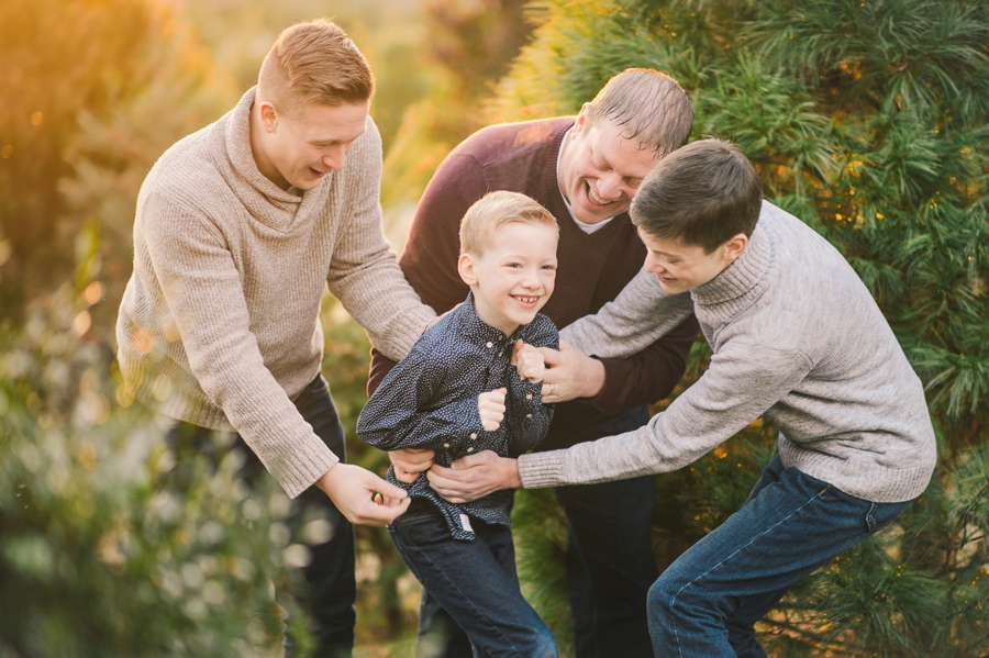 Hank's Christmas Tree Farm, Virginia Mini Sessions Pt. 1