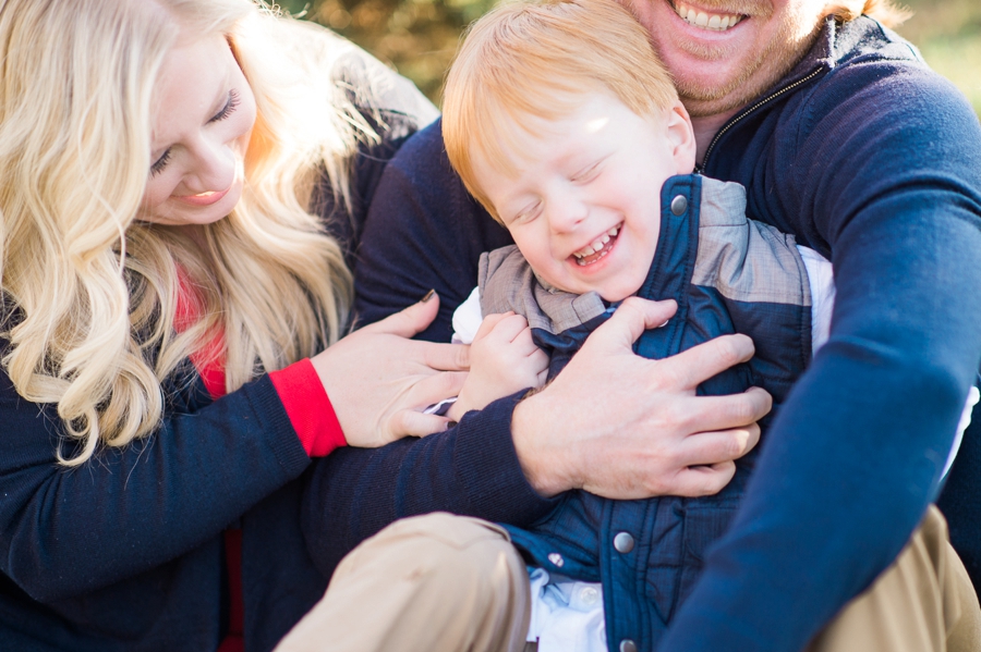 Tirserio Family | Warrenton, Virginia Christmas Tree Farm Portraits