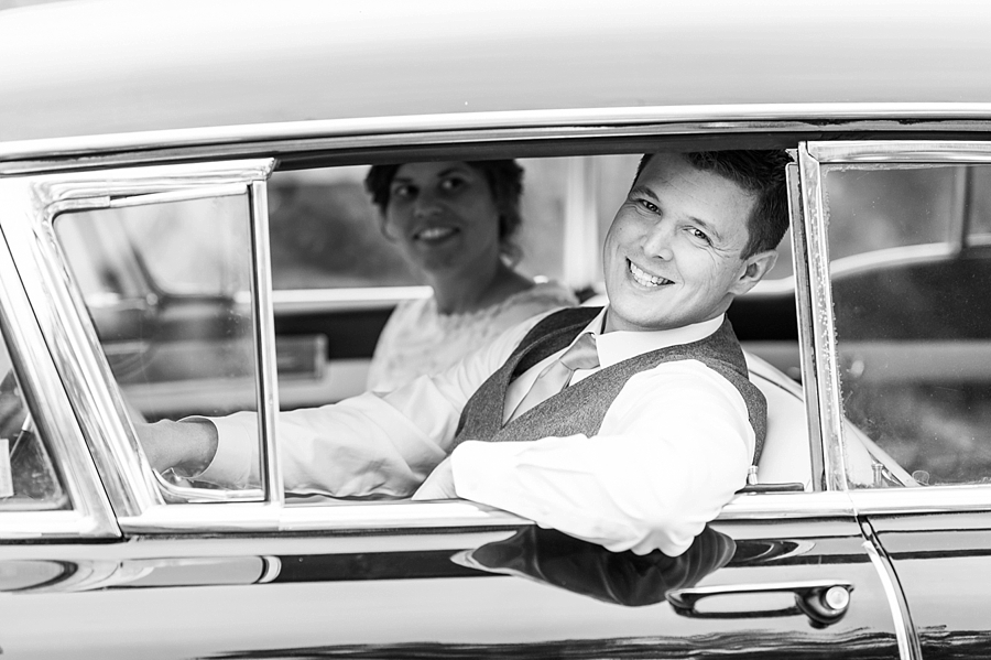 Billy & Courtney | Vintage-Inspired Marshall, Virginia Wedding Photographer