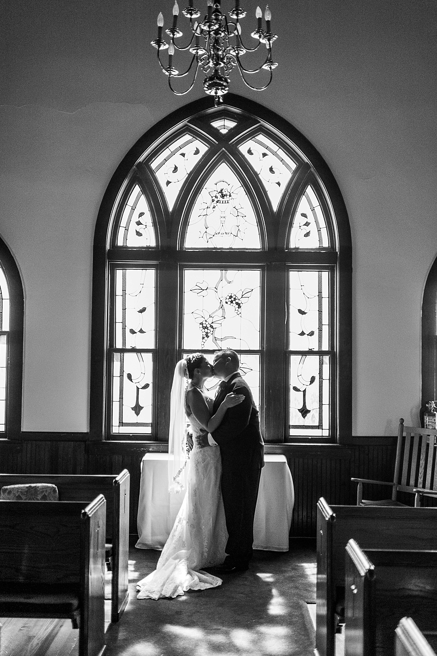 Bobby & Casey | A Spring Red, White and Blue Brandy Hill Farm, Virginia Wedding Photographer