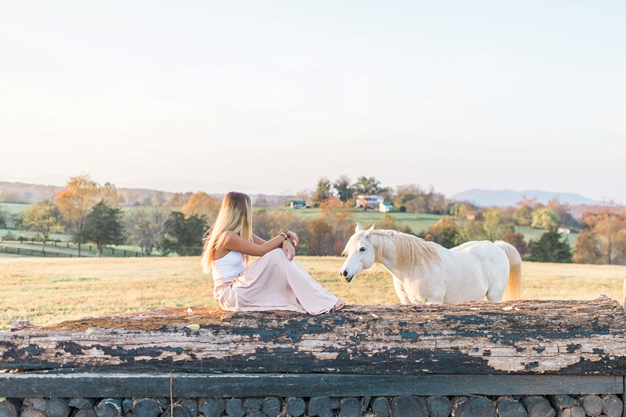 Amanda | Charlottesville, Virginia Horse Farm Senior Portrait Photographer