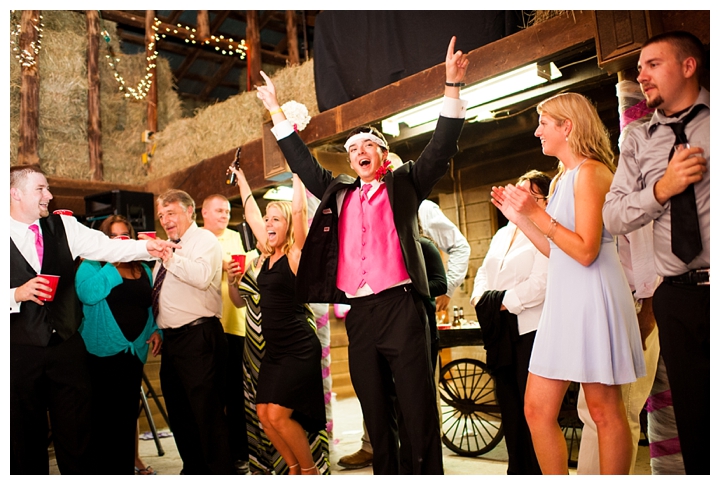 8_reception > DylanJordan_countryfarm_virginia_wedding_photographer-44_web