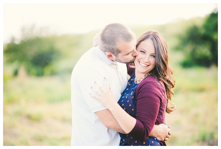 TravisAmanda_BarrelOakWinery_Fall_Engagement_Virginia_Photographer-28_web