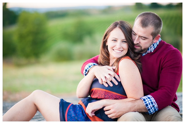 TravisAmanda_BarrelOakWinery_Fall_Engagement_Virginia_Photographer-87_web