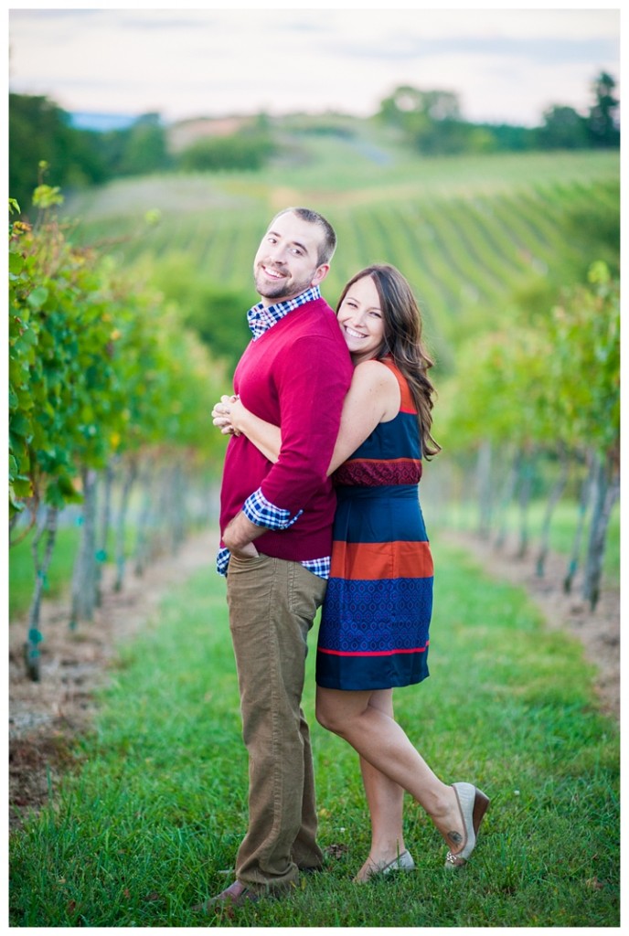 TravisAmanda_BarrelOakWinery_Fall_Engagement_Virginia_Photographer-89_web