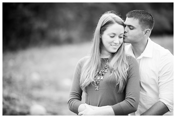 JustinLauren_hartlands_orchard_fall_engagement_photographer-13_web