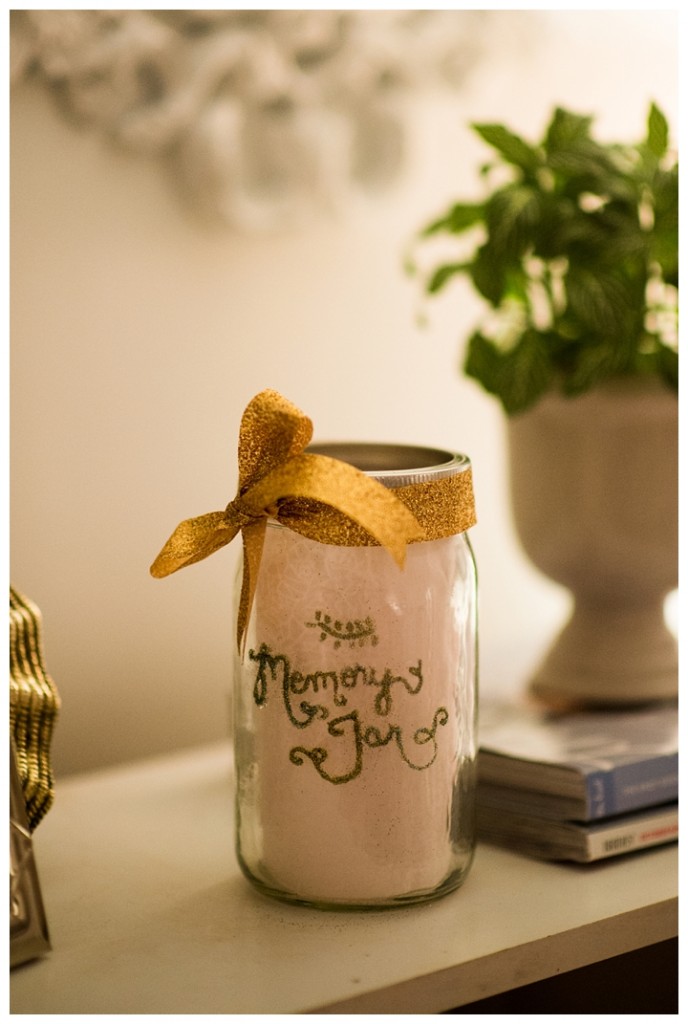 2013Christmas_memoryjar-1_web