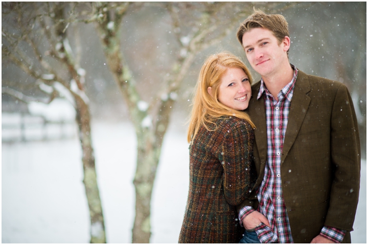 2014-01-21 Brian Nicole_warrenton_virginia_snow_couples_photographer-3_web