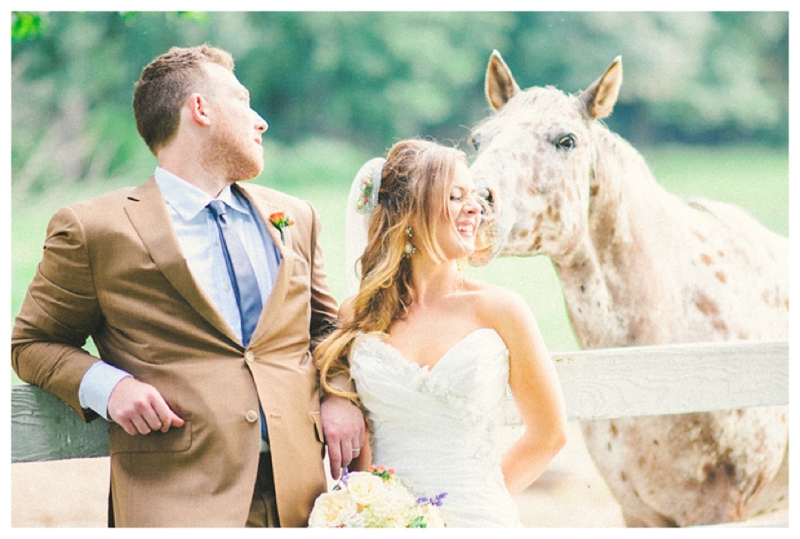 6_portraits-DaveAshtonWedding_morais_vineyard_virginia_wedding_photographer-28_web_web