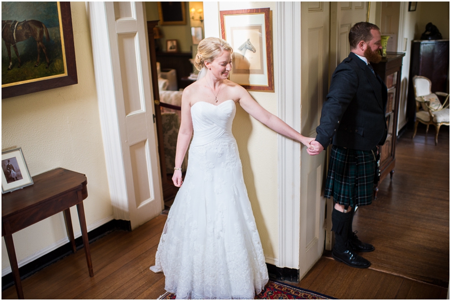 2_prepping_oatlands_plantation_virginia_wedding_photographer_-26_web