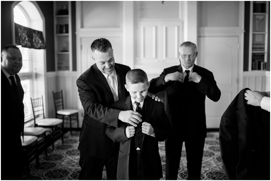 2_prepping_piedmont_golf_club_haymarket_wedding_photographer_-2_web
