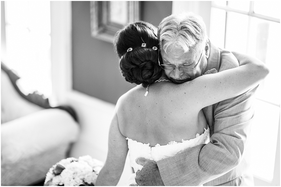2-travis_amanda_rosemont_manor_virginia_wedding_photographer-11_web