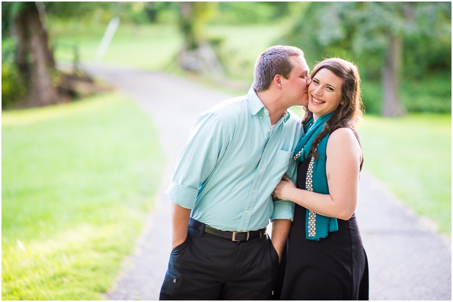 kevin_sara_warrenton_virginia_farm_engagement_photographer-4_web