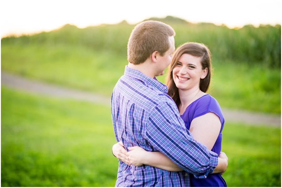 kevin_sara_warrenton_virginia_farm_engagement_photographer-60_web