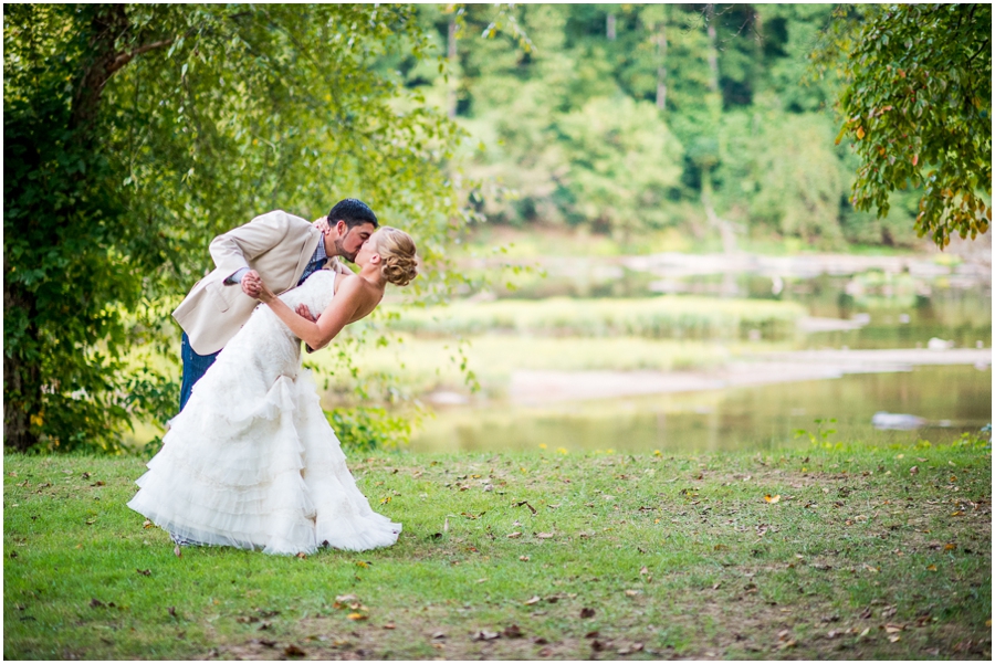 6-sean_kayli_fredericksburg_virginia_wedding_photographer-15_web